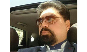 مسعود خدیوی کاشانی دبیر بخش دلنوشته در رادیو مهرآوا